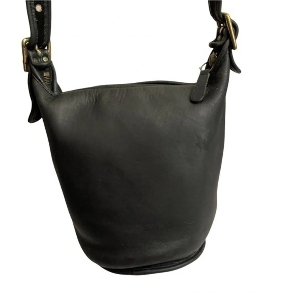 Coach Bucket Duffle Helen Legacy Feed Vintage 9953 Black Leather Bag